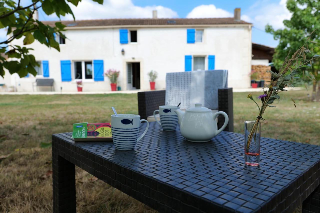 Moulin De Mauzac Bed and Breakfast Saint-Just-Luzac Buitenkant foto